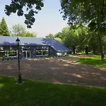 Moulin De Mombreux 3*