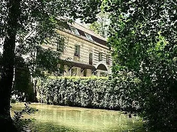 Moulin De Mombreux
